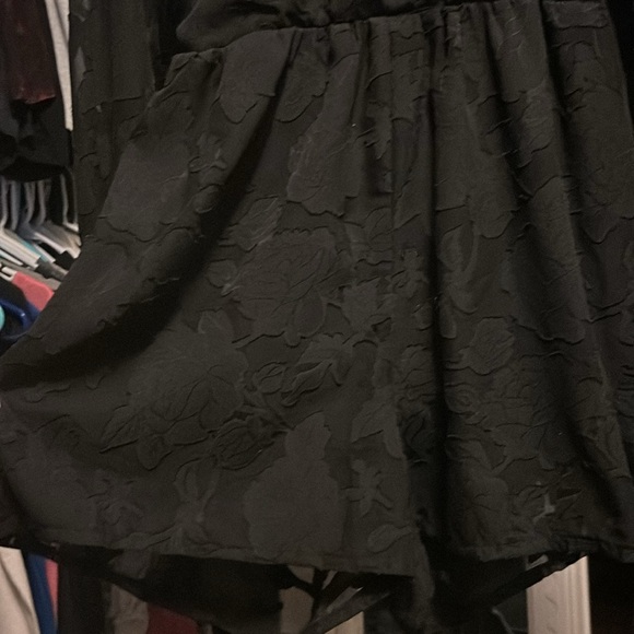 NEVER WORN! ALL Black Dressy Bebe Open Back Floral Ruffle Rompe - Picture 9 of 14